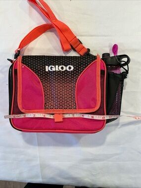 NWT Igloo Hot Pink & Orange Insulated Crossbody Lunch Bag